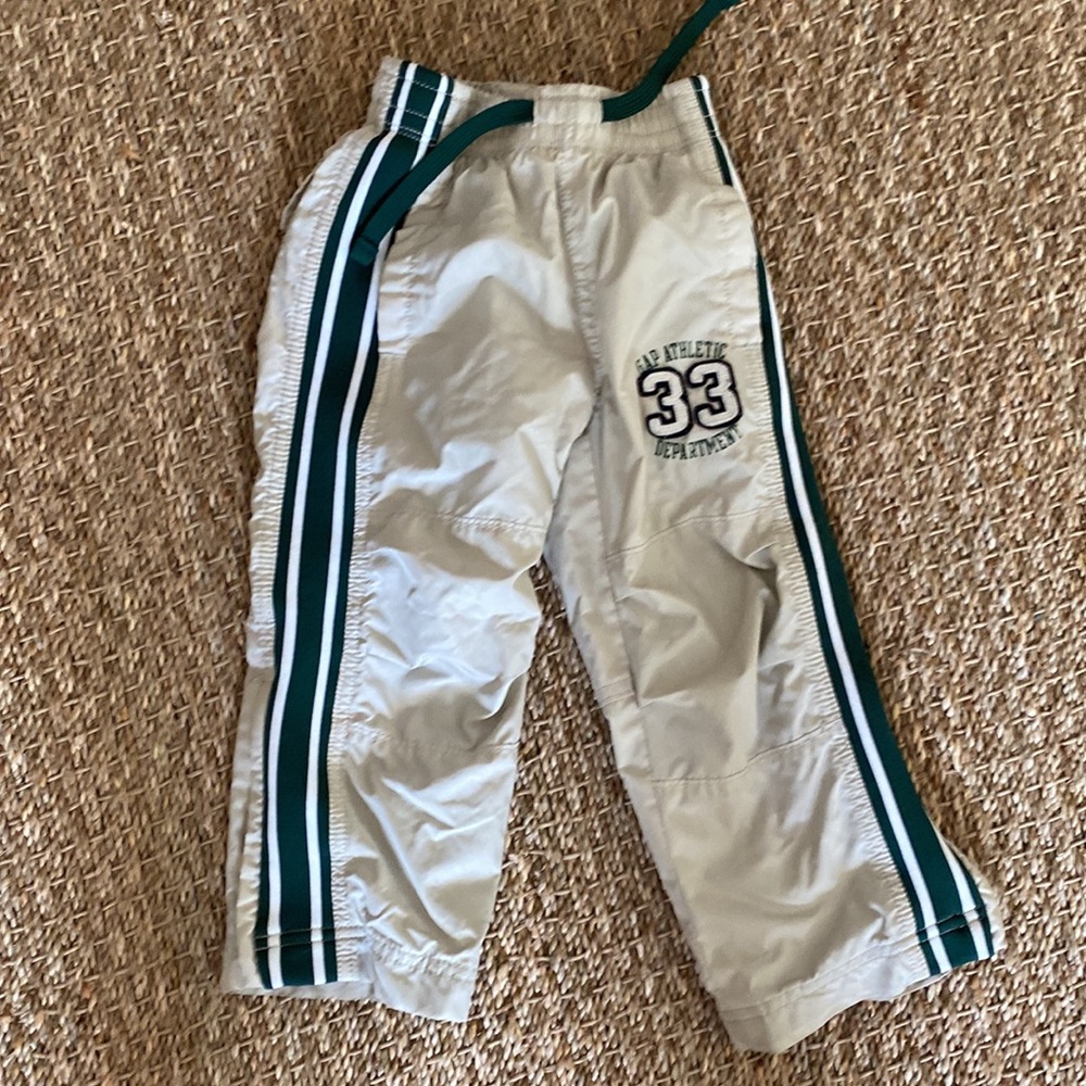 GAP toddler jogger pants size 3T